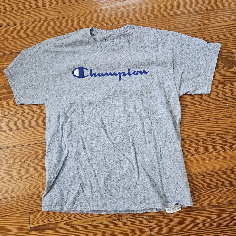 Champion T-shirt